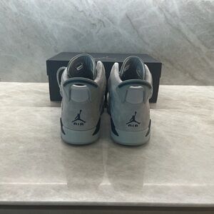 Jordan Kids Shoes in Gray and White